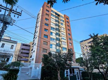 Apartamento · 69m² · 2 Quartos · 2 Vagas · Apartamento Impecável no Petrópolis - 2 D (1 Suíte)