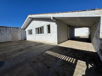 Casa de 2 quartos, Peruíbe · Casa com 02 dormitórios no bairro Ruinas  em Peruibe, no litoral