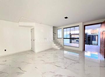 Casa · 172m² · 3 Quartos · 2 Vagas · Sobrado triplex com suíte master + 2 suítes