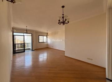 Sala de estar/jantar · Apto espaçoso com 3 dormitórios sendo 2 suítes 128m² CENTRO