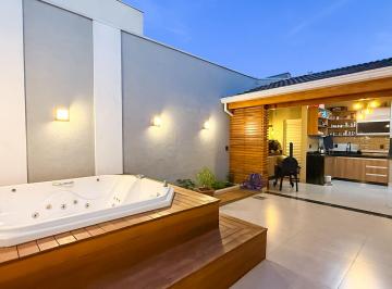 Casa de 3 quartos, Sumaré · Casa à venda com 3 dormitórios e banheira spa na área externa