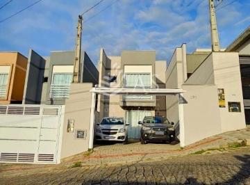 Casa · 90m² · 2 Quartos · 2 Vagas · Sobrado à venda, semi-mobiliado, por R$ 675.000 - Asilo - Blumenau/SC