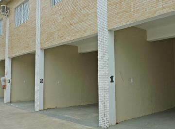 Entrada das 8 suites maiores c/garagem privativa. · Hotel na Praia do Guaiúba - Guarujá/SP