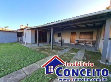 Casa de 2 quartos, Imbé · C1051 - Ótima residência em excelente localização no Centro de Imbé