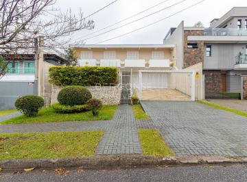 Casa · 347m² · 4 Quartos · Casa localizada no bairro Bom Retiro, em Curitiba,