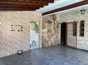 Casa de 4 quartos, Itanhaém · Casa térrea em Itanhaém, 2 casas + 2 comércios, 366m² construídos