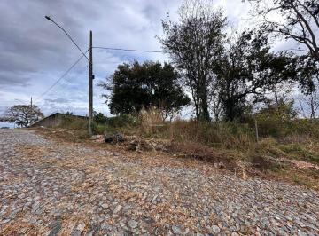 Rural · 2700m² · Área no Vale das Aroeiras com 2.700 m² com ecelente localização