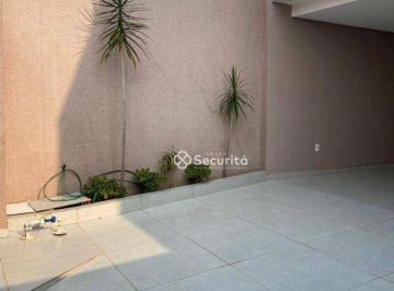 Casa · 198m² · 3 Quartos · Sobrado com 3 dormitórios para alugar, 198 m² por R$ 5.500,00/mês - Região do Lago 2 - Cascavel/PR