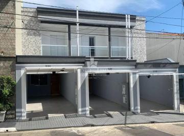 Casa · 90m² · 3 Quartos · 2 Vagas · Sobrado frontal 3 quartos 1 suíte 1 vaga de garagem Parque São Lucas