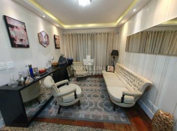 Casa · 170m² · 3 Quartos · 1 Vaga · Casa de Vila no Tatuapé com 140m², 3 suítes, área com churrasqueira e forno de pizza.