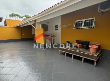 Casa · 140m² · 3 Quartos · 3 Vagas · Casa em Rua dos Girassóis - Flórida - Praia Grande/SP