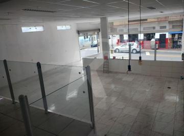 Comercial · 200m² · 3 Vagas · Salão Comercial no Tucuruvi: Sua Próxima Oportunidade de Negócio