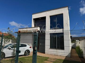 Casa · 152m² · 3 Quartos · 2 Vagas · excelente casa com projeto moderno