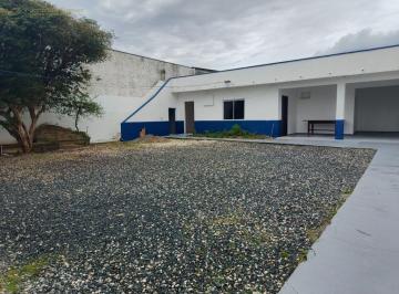 Casa · 200m² · 5 Quartos · 8 Vagas · Casa para aluguel - na Barra do Rio