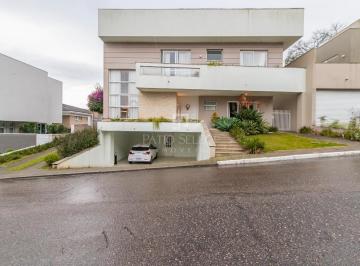 Casa · 372m² · 5 Quartos · 6 Vagas · Casa com 372 m², 5 quartos sendo 5 suítes à venda