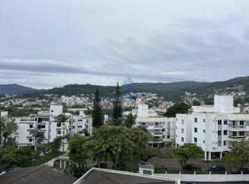 Apartamento · 19m² · 1 Quarto · 1 Vaga · Studio no bairro Carvoeira, totalmente mobiliado, com 1 vaga de garagem, Florianópolis/SC