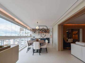 Apartamento · 211m² · 3 Quartos · 4 Vagas · Apartamento Condomínio Soberano andar alto vista livre 4 vagas determinadas
