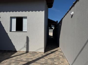 Casa de 2 quartos, Itanhaém · Casa nova com  02 dormitórios sendo 01 suíte e piscina a venda em Itanhaém