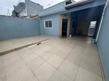Casa de 3 quartos, Itanhaém · Casa pra venda com 03 dormitórios sendo 01 suíte e piscina.