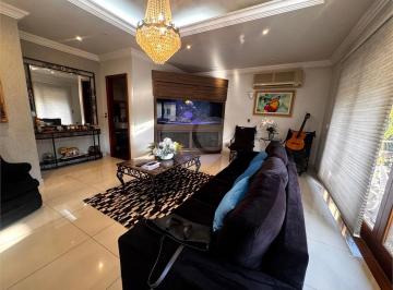 Casa de 4 quartos, São Paulo · Casa de condomínio Alto Padrão à Venda | 323m², 4 suítes e piscina.