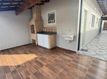 Casa de 2 quartos, Itanhaém · Casa á venda em Itanhaém. possui 02 dormitórios