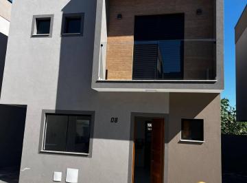 Casa · 78m² · 2 Quartos · 2 Vagas · Casas Novas à Venda em Vilagio! Oportunidade em Atibaia