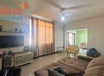 Casa · 193m² · 31 Quartos · 2 Vagas · Casa à Venda – 3 Quartos, 1 Suíte, 2 Vagas – Nova Granada.