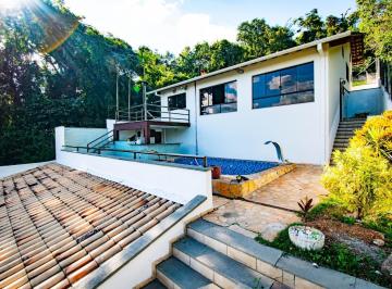 Casa de 3 quartos, Varginha · Casa para venda em Lagamar, Varginha, Minas Gerais.