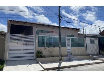Casa · 100m² · 3 Quartos · 4 Vagas · Linda casa para locação - Versalles - Planalto