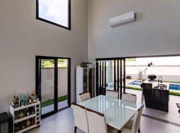 Casa · 242m² · 4 Quartos · 4 Vagas · Sobrado em Centro, Jundiaí/SP de 242m² 4 quartos à venda por R$ 2.250.000,00