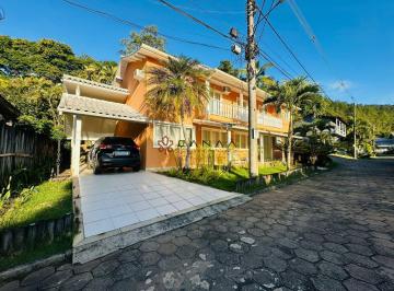 Casa · 350m² · 4 Quartos · 2 Vagas · Linda Casa Espaçosa em Condomínio Bem Localizado – Angra dos Reis