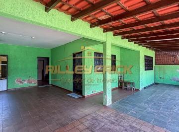 Casa de 3 quartos, Ceilândia · Casa Térrea com Laje + 2 Casas no Lote – Ideal para Morar e Investir