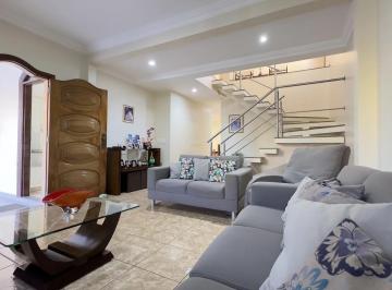 Casa de 5 quartos, Guará · CASA SOBRADO COM 5 SUÍTES – 303M² – QI 11 GUARÁ I – VISTA LIVRE E 4 VAGAS