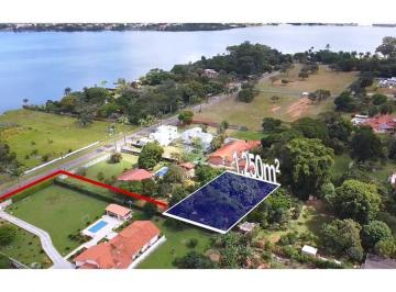 Casa · 1250m² · 3 Quartos · Lote Exclusivo com Vista para o Lago Paranoá no Lago Norte – 1.250 m² Regularizado pela Terracap