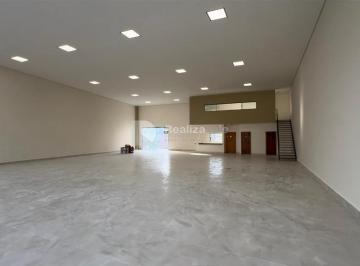 Comercial · 500m² · 6 Vagas · Espaço Comercial de Alto Padrão para Alugar no Jardim do Ypê, Pindamonhangaba / SP