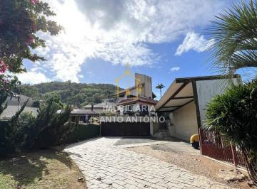 Casa · 363m² · 4 Quartos · 3 Vagas · Viva em Santo Antônio de Lisboa nesta Casa Frente Mar com Piscina e 4 dormitórios