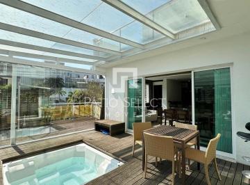 1 · Casa luxuosa, localizada no Campo Comprido, com área total de 695m², 04 Suítes, 04 Vagas, em Condomí