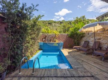 Casa · 250m² · 5 Quartos · 4 Vagas · Casa para locação na Praia da Baleia São Sebastião com 5 suites e 4 vagas