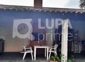 Casa · 358m² · 3 Quartos · 4 Vagas · CASA COM 3 QUARTOS E 4 VAGAS DE GARAGEM À VENDA NA CASA VERDE