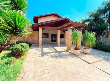 Casa · 850m² · 3 Quartos · 4 Vagas · Guapiaçu - Condomínio Residencial Monte Carlo - Chácara - 3 dormitórios
