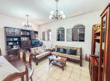 Casa · 210m² · 3 Quartos · 2 Vagas · Casa com 03 dormitórios à venda, 210 m² no Jardim Santo Antônio - Santo André/SP