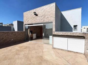 Apartamento · 114m² · 2 Quartos · 2 Vagas · Cobertura sem Condomínio com 114m² à venda na Vila Camilópolis - Santo André/SP