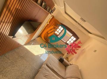 Casa · 177m² · 3 Quartos · 6 Vagas · Sobrado de Rua em Jardim Santa Clara - Guarulhos, SP