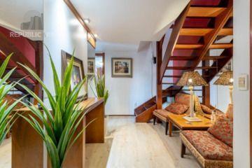 Apartamento · 211m² · 4 Quartos · 2 Vagas · Cobertura 211 m2  03 dormitórios nos Alto da Cristóvão Colombo