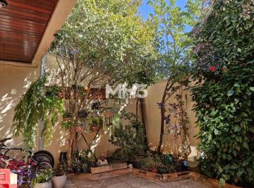 0 · casa à venda em Parque Novo Mundo