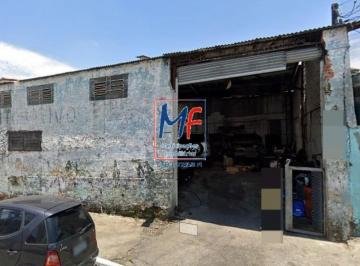 Comercial · 220m² · Galpão para a locação na Vila Matilde, com 220 m² de área construída,  400 m2 terreno,  2 banheiros,