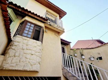 IMG_20250811_185438_000.jpeg · Imperdível casa tipo para venda em Bairro do Limão com 3 quartos, sendo 3 suítes, 207m² - remaxmamed