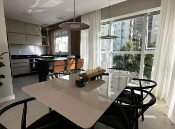Apartamento · 93m² · 2 Quartos · 2 Vagas · Conforto e localização privilegiada no Centro de Balneário Camboriú