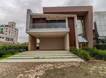 Casa · 580m² · 5 Quartos · 4 Vagas · Casa à venda no Cond. Reserva Camboriú