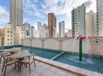 Apartamento · 130m² · 3 Quartos · 2 Vagas · Apartamento decorado à venda no Pontal di Vitta Residence em Balneário Camboriú